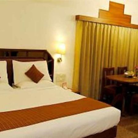 Hotel Maurya International Chennai Eksteriør bilde